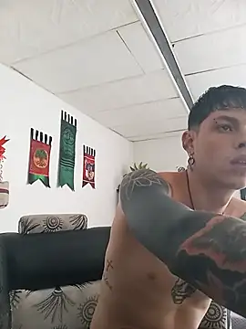 vlackniyaaa6565's Webcam Show