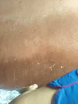 הופעת וובקאם של CplAnita