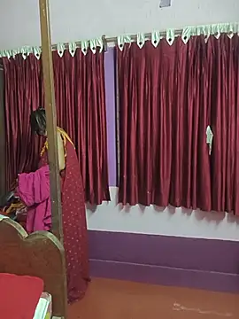 Little-Roshni's Webcam Show