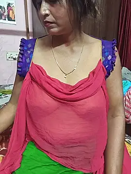Little-Roshni ওয়েবক্যাম শো