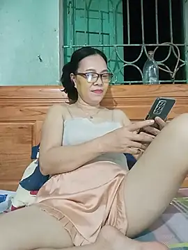 Nuna_689's Webcam Show