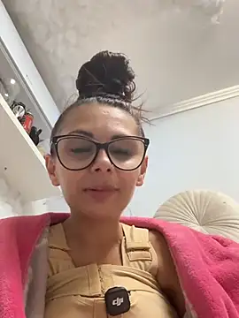 SweetSophieXOXO webcam show
