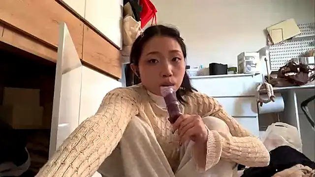 SweetMiaXO's Webcam Show