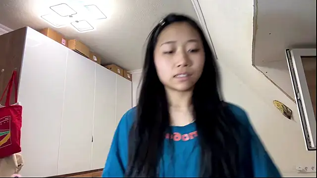 SweetMiaXO's Webcam Show