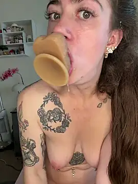 Živý XXX chat ValenciaTheVixenXX