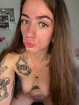 ValenciaTheVixenXX's Webcam Show