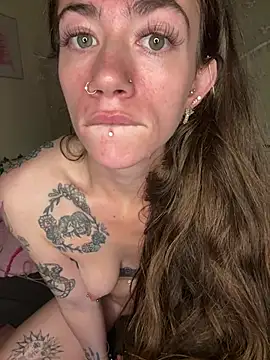 ValenciaTheVixenXX's Live Sex Cam Show