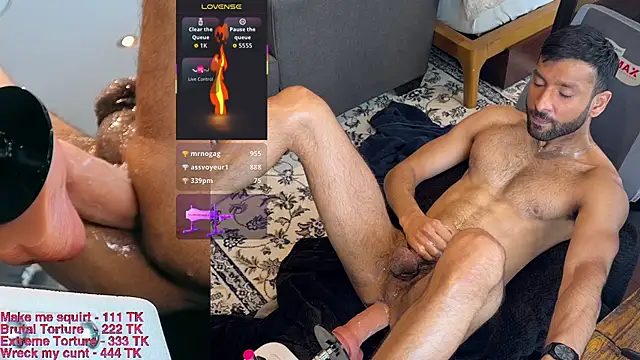 Show modela Toronto325 na web-kameri