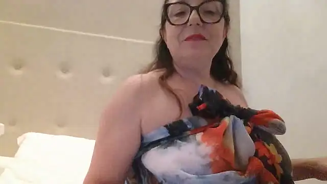 Chat +18 de Miasexmilf ao vivo