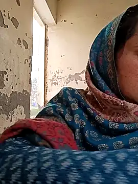 Show de Cute-karisma1234 na webcam