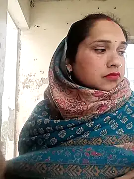 Cute-karisma1234 Adlı Modelin Web Kamerası Şovu