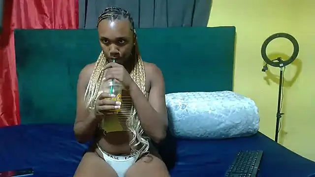 TallHornyTrans' Webcam Show