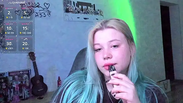 Lulu_Di's Webcam Show