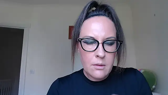 XXX chat uživo modela Humiliatrixxxx