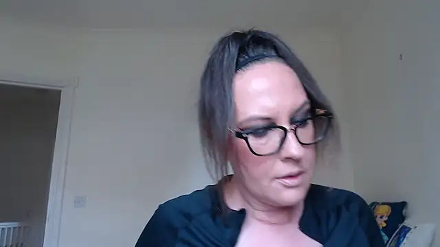 Humiliatrixxxx's Live XXX Chat