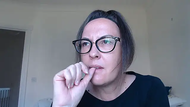 Humiliatrixxxx's Live XXX Chat