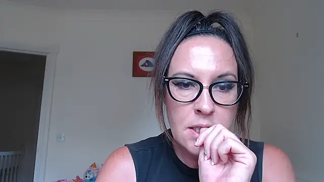 Humiliatrixxxx Live XXX-chat