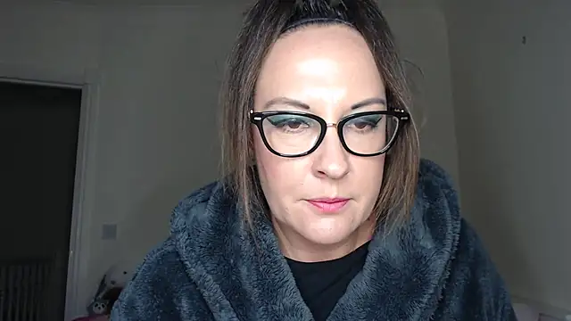 Humiliatrixxxx Show Webcam