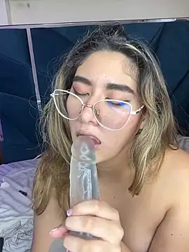 LunaRiivas webkamerás műsora