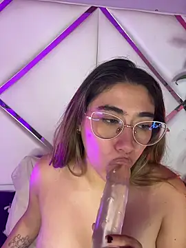 LunaRiivas – webcam-show