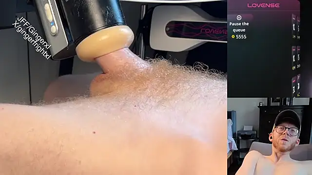 Gingerxl8's Webcam Show