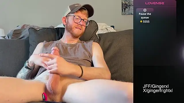 Gingerxl8のウェブカメラショー