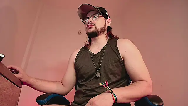 הופעת וובקאם של Derek_Vow