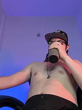 Derek_Vow Show in webcam