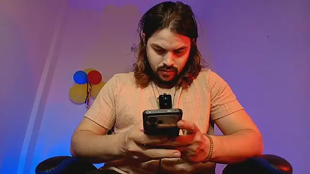Show modela Derek_Vow na web-kameri