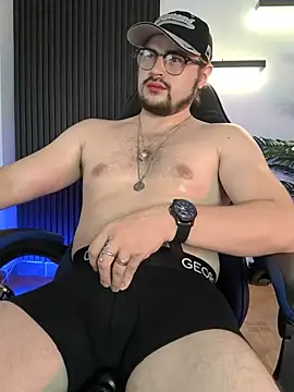 Derek_Vow Adlı Modelin Web Kamerası Şovu