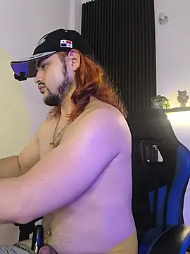 הופעת וובקאם של Derek_Vow