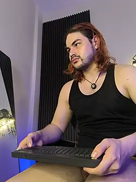 Derek_Vow: διαδικτυακό σόου στην κάμερα