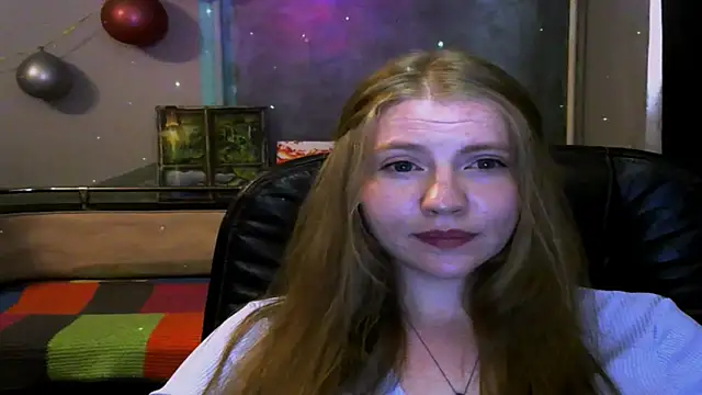 Space_Girls_699 Webcam show