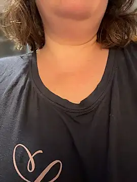 squirtinqueen43's Webcam Show