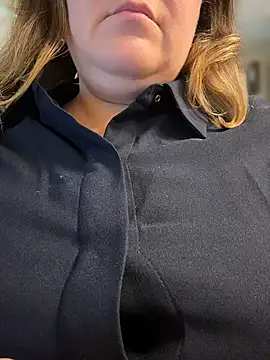 squirtinqueen43's Webcam Show