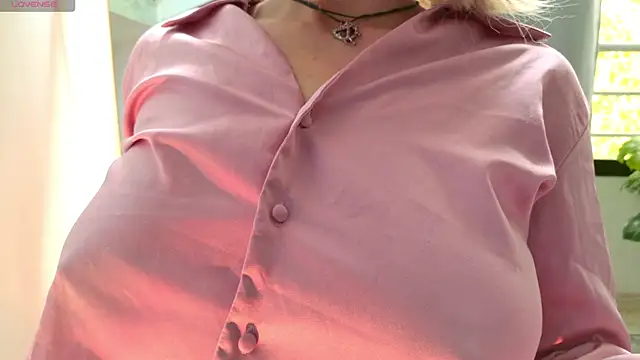 aramjones' Live XXX Chat