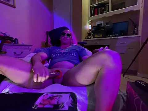 Pokazy przed kamerką – daddydonkey84