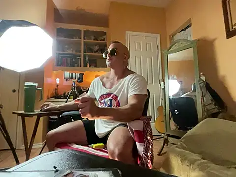 daddydonkey84's Webcam Show