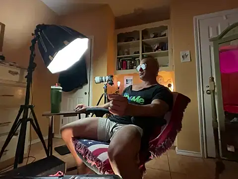 daddydonkey84 Шоу с уебкамера