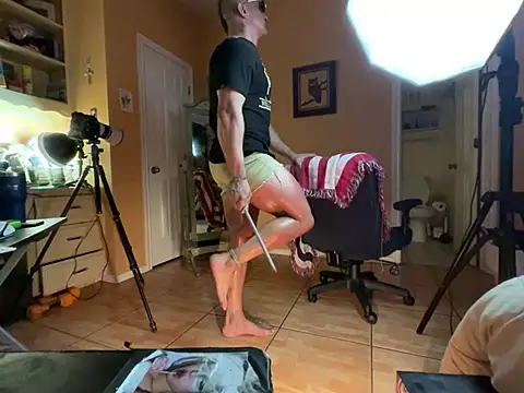 Pokazy przed kamerką – daddydonkey84