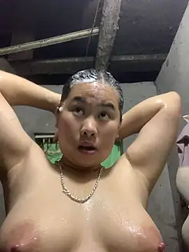 patry33 Adlı Modelin Canlı XXX Sohbeti