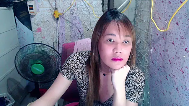 Webkamerová show JuicyFoxCock