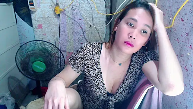 JuicyFoxCock's Webcam Show