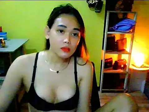 JuicyFoxCock Show in webcam