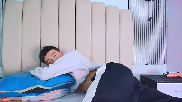 عرض كام lian_cameron