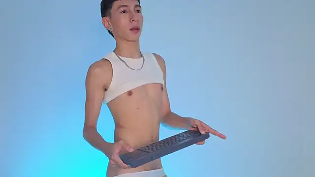 lian_cameron 网络视讯表演