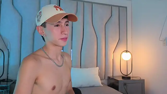 lian_cameron Show Webcam