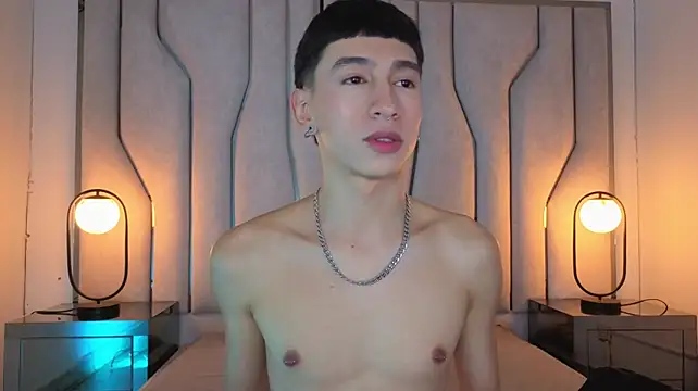הופעת וובקאם של lian_cameron