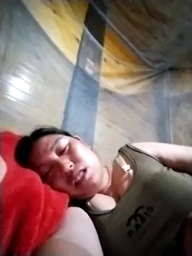 XXX chat uživo modela kussecka
