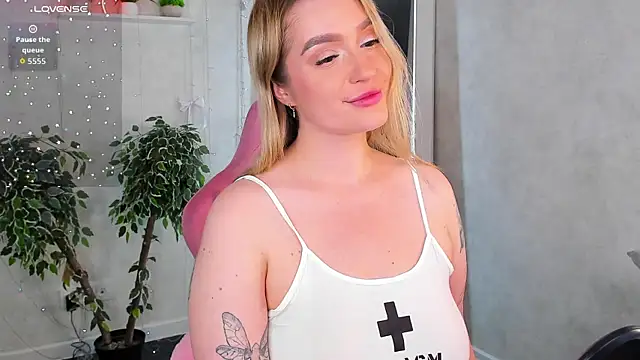 Viickie_Nelsson: απευθείας συνομιλία ΧΧΧ